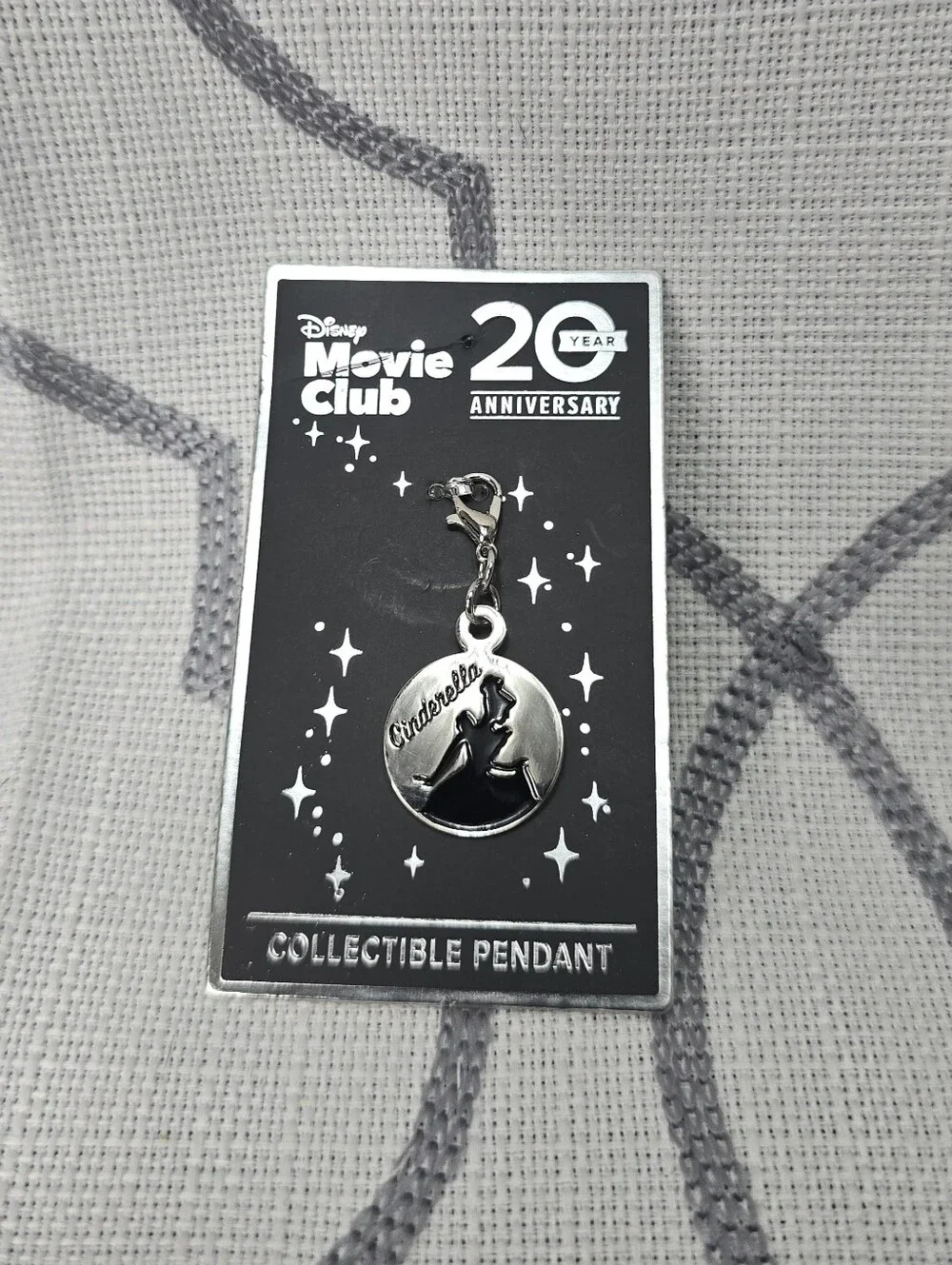 Disney Movie Club 20th Anniversary Cinderella Pendant  2020 New
